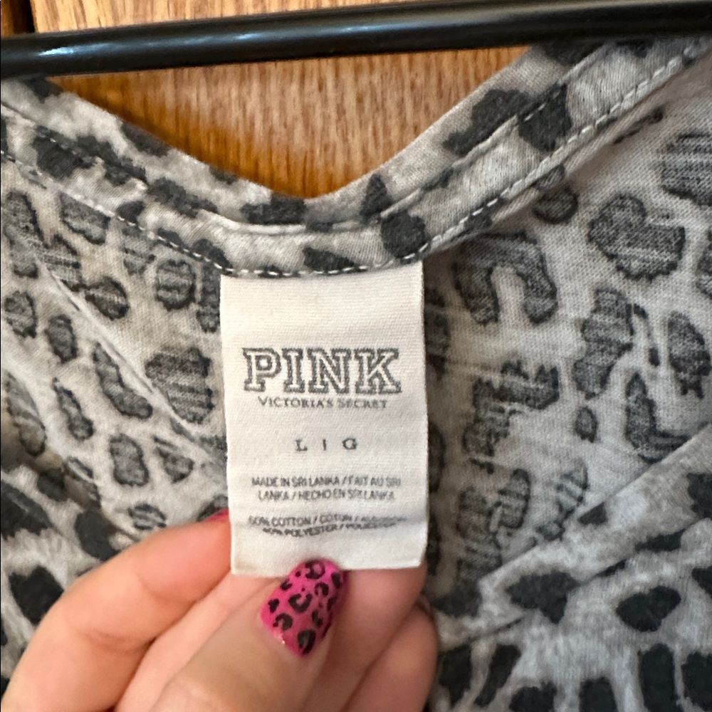 Pink leopard tank - Picture 2 of 2